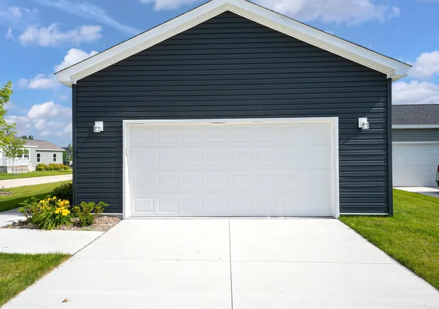 Photo 2 of Single family home for sale at 2785 Trade Winds Ct, Lapeer Township Lapeer, MI 48446 | MLS# 58050215343 | Listing updated on 2026-07-21