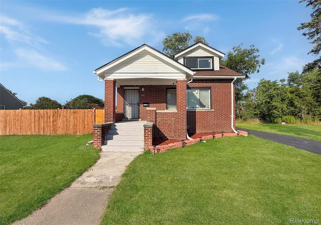 Photo 1 of Single family home for sale at 3690 Nottingham Rd, Detroit, MI 48224 | MLS# 20261055459 | Listing updated on 2026-10-05