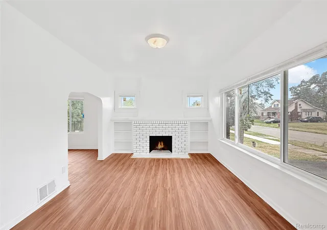 Photo 3 of Single family home for sale at 3690 Nottingham Rd, Detroit, MI 48224 | MLS# 20261055459 | Listing updated on 2026-10-05