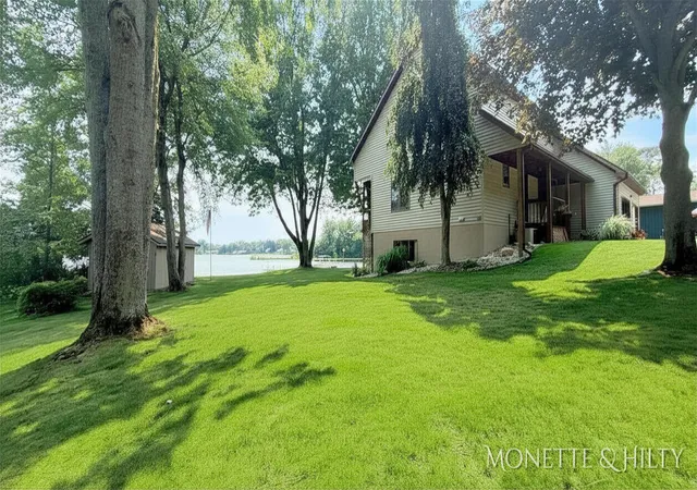 Photo 2 of Single family home for sale at 2883 Lakeshore Rd, Twin Lake, MI 49457 | MLS# 71026036906 | Listing updated on 2026-09-15