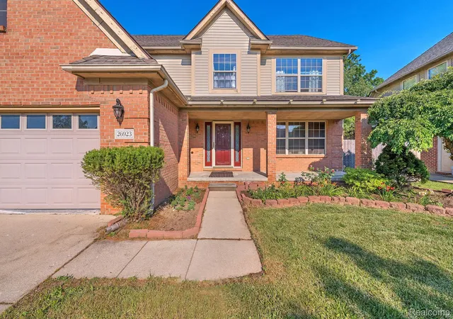 Photo 3 of Single family home for sale at 26923 Pepperwood Dr, Woodhaven, MI 48183 | MLS# 20261055470 | Listing updated on 2026-08-08