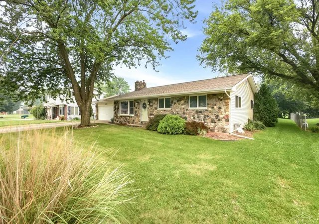 Photo 1 of Single family home for sale at 4060 Diceglie Ct, Saginaw, MI 48604 | MLS# 61050215350 | Listing updated on 2026-09-08