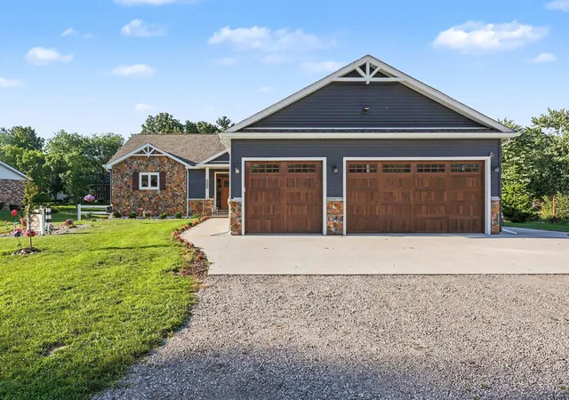 1st image of 3365 Old Kawkawlin Rd, Bay City, MI 48706 | MLS# 5050215352