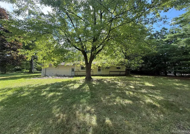 Photo 3 of Single family home for sale at 1139 Baldwin Rd, Lapeer Township Lapeer, MI 48446 | MLS# 20261055478 | Listing updated on 2026-08-29