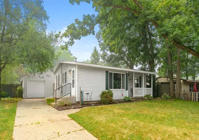 1st image of 2505 Sonora St, Kalamazoo, MI 49004 | MLS# 66026036927