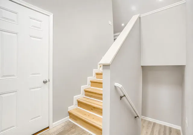 Photo 4 of Single family home for sale at 4061 Tributary Dr, Holland, MI 49424 | MLS# 71026036926 | Listing updated on 2026-07-31