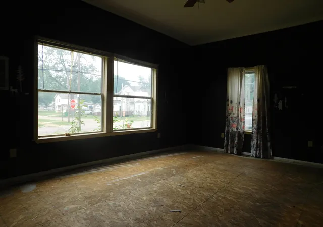 Photo 4 of Single family home for sale at 700 8th Street, Three Rivers, MI 49093 | MLS# 64026036930 | Listing updated on 2026-07-29