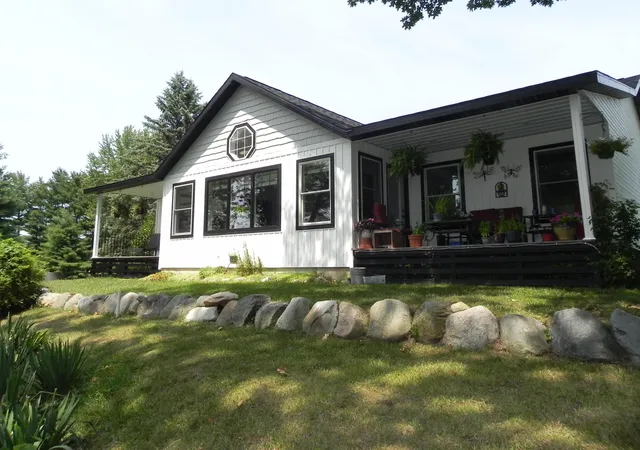 Photo 3 of Single family home for sale at 27797 M 60, Mendon, MI 49072 | MLS# 68026036937 | Listing updated on 2026-08-21