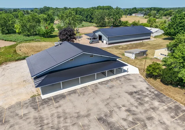 Photo 2 of Single family home for sale at 6345 N Us Hwy 27, Saint Johns, MI 48879 | MLS# 68026036956 | Listing updated on 2026-07-18