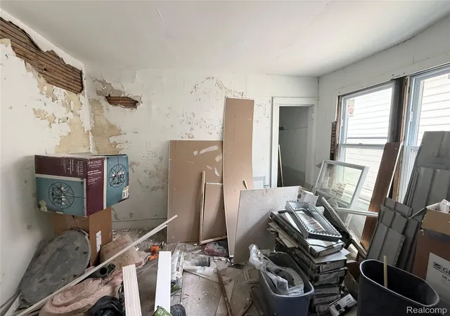 2nd image of 15796 14th St, Detroit, MI 48238 | MLS# 20261055511