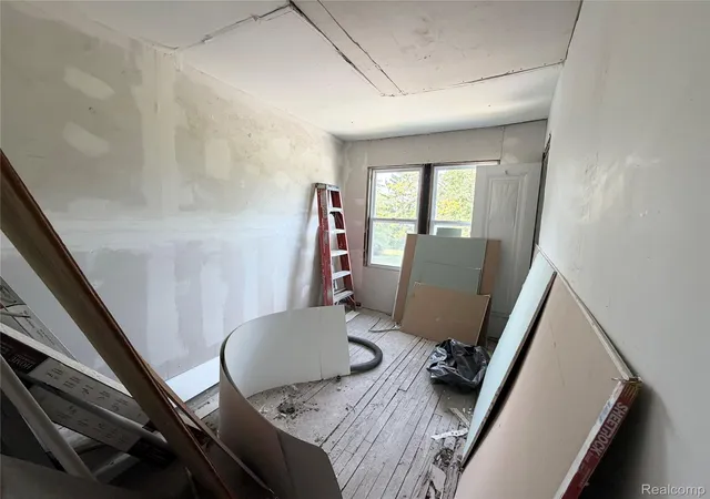 4th image of 15796 14Th St, Detroit, MI 48238 | MLS# 20261055511