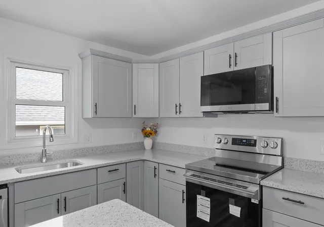 Photo 4 of Single family home for sale at 761 Westwood Dr, Monroe, MI 48161 | MLS# 81026036960 | Listing updated on 2026-09-21