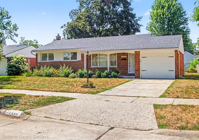 Photo 2 of Single family home for sale at 35977 Dover St, Livonia, MI 48150 | MLS# 20261055513 | Listing updated on 2026-08-22
