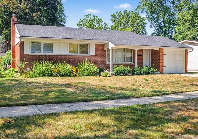 Photo 3 of Single family home for sale at 35977 Dover St, Livonia, MI 48150 | MLS# 20261055513 | Listing updated on 2026-08-22