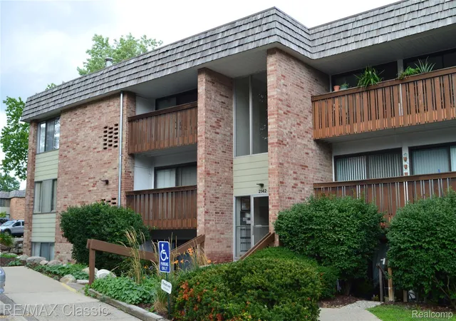 Photo 1 of Condo for sale at 2142 Pauline Blvd, Ann Arbor, MI 48103 | MLS# 20261055515 | Listing updated on 2026-08-27