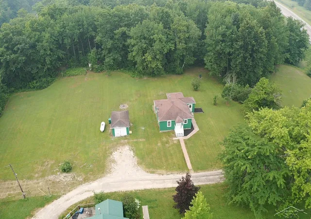 18th image of 2647 S Us 23, Tawas City, MI 48763 | MLS# 61050215368