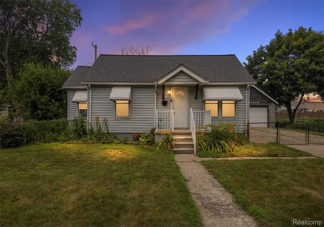 Photo 1 of Single family home for sale at 1759 E Elza Ave, Hazel Park, MI 48030 | MLS# 20261055528 | Listing updated on 2026-08-08
