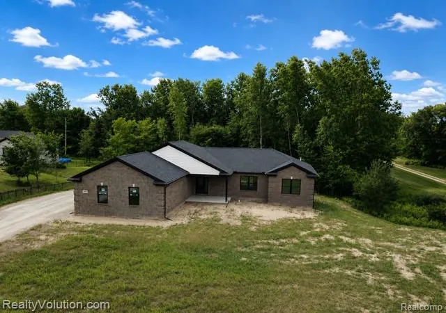 Photo 1 of Single family home for sale at 7260 Newark Rd, Imlay City, MI 48444 | MLS# 20261055530 | Listing updated on 2026-07-22