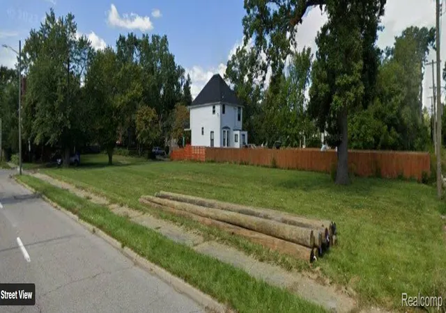 Photo 2 of Land for sale at 2406 Fischer St, Detroit, MI 48214 | MLS# 20261055531 | Listing updated on 2026-07-21