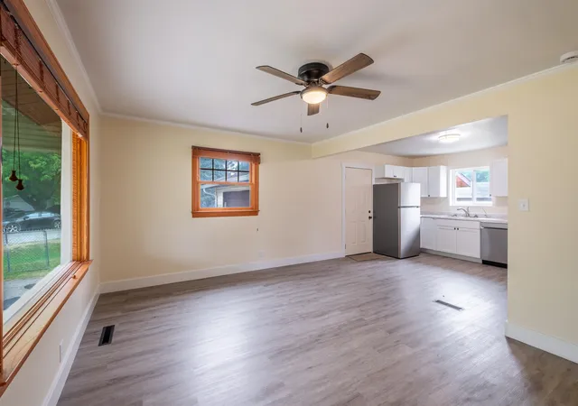 5th image of 4126 N Belsay Rd, Flint, MI 48506 | MLS# 5050215381