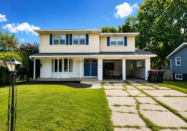 2nd image of 3036 Sw Perry Ave Sw, Wyoming, MI 49519 | MLS# 65026036997