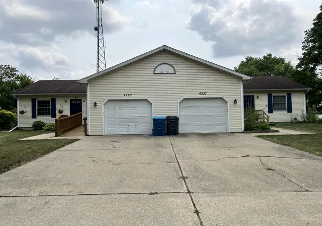 1st image of 4225 Chelten Ave, Kalamazoo, MI 49006 | MLS# 66026037003