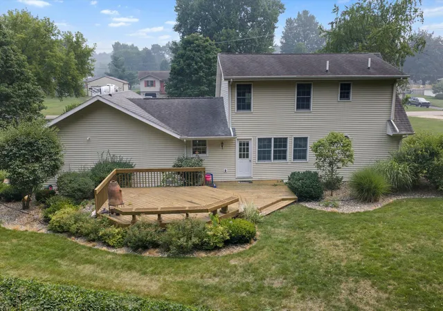 2nd image of 29184 Water St, Dowagiac, MI 49047 | MLS# 69026037005