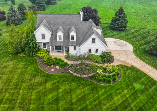 Photo 1 of Single family home for sale at 103 Bridle Path Ln, Niles, MI 49120 | MLS# 69026037008 | Listing updated on 2026-08-29