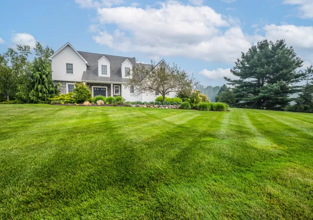 Photo 3 of Single family home for sale at 103 Bridle Path Ln, Niles, MI 49120 | MLS# 69026037008 | Listing updated on 2026-10-02