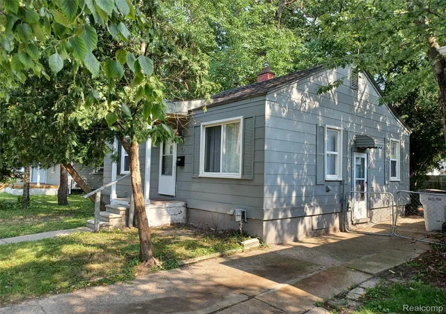 Photo 1 of Single family home for sale at 94 E Mapledale Ave, Hazel Park, MI 48030 | MLS# 20261055562 | Listing updated on 2026-09-04