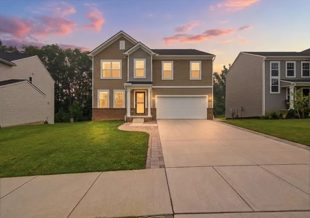 1st image of 247 Sandhill Ct, White Lake, MI 48386 | MLS# 81026037010