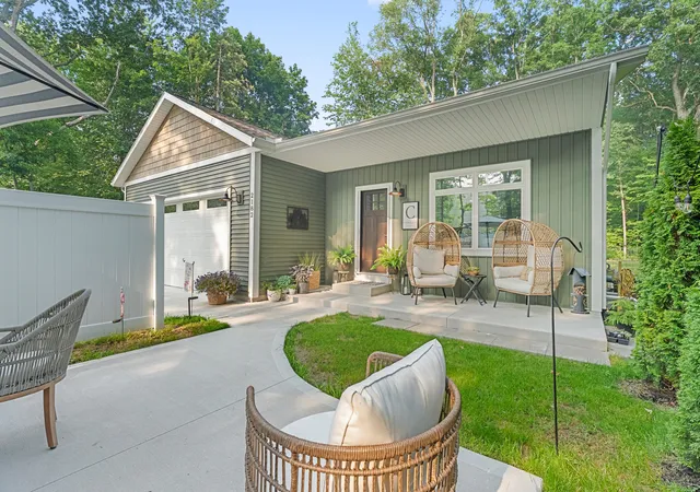 2nd image of 2182 N Getty St, Muskegon, MI 49445 | MLS# 71026037012