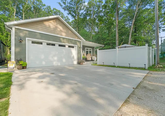 48th image of 2182 N Getty St, Muskegon, MI 49445 | MLS# 71026037012