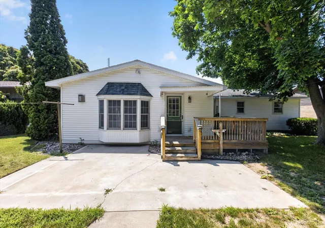 Photo 3 of Single family home for sale at 445 Henry St, Sebewaing, MI 48759 | MLS# 61050215396 | Listing updated on 2026-09-22