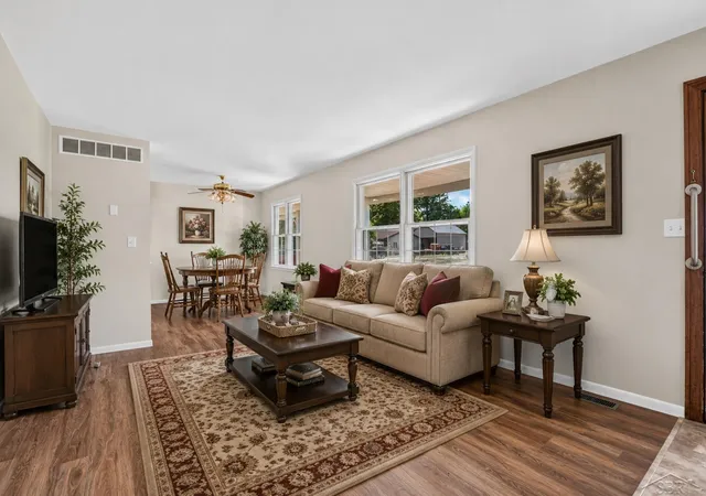 Photo 4 of Single family home for sale at 445 Henry St, Sebewaing, MI 48759 | MLS# 61050215396 | Listing updated on 2026-09-22