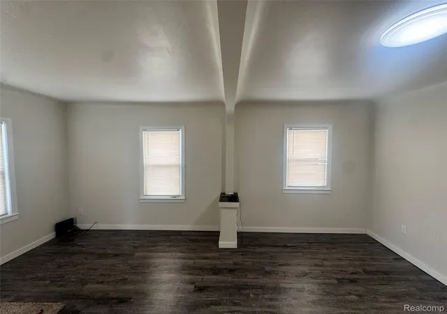 Photo 4 of Single family home for sale at 4025 18th Street, Ecorse, MI 48229 | MLS# 20261055599 | Listing updated on 2026-10-02