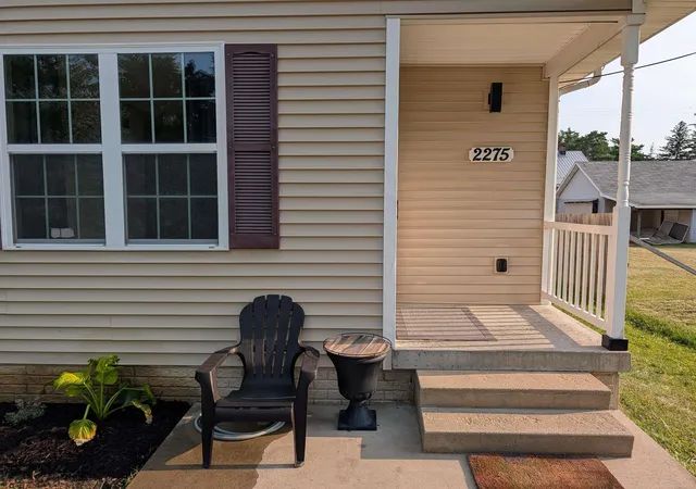 Photo 2 of Single family home for sale at 2275 Lincoln Manor Dr, Grand Blanc, MI 48507 | MLS# 58050215407 | Listing updated on 2026-09-16