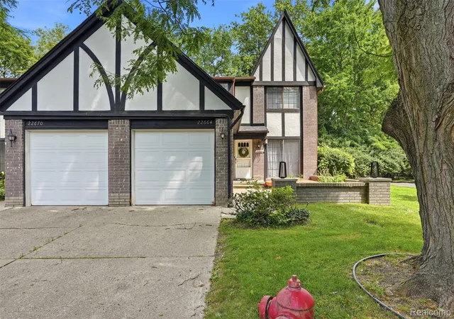 Photo 2 of Condo for sale at 22664 W 11 Mile Rd, Southfield, MI 48034 | MLS# 20261055619 | Listing updated on 2026-07-26
