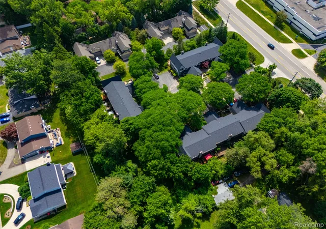 Photo 80 of Condo for sale at 22664 W 11 Mile Rd, Southfield, MI 48034 | MLS# 20261055619 | Listing updated on 2026-07-26