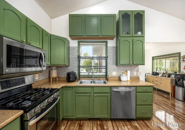Photo 4 of Single family home for sale at 2491 Crystal Meadows St SE, Caledonia, MI 49316 | MLS# 65026037052 | Listing updated on 2026-09-05