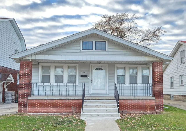 Photo 1 of Single family home for sale at 7113 Kendal St, Dearborn City Wayne, MI 48126 | MLS# 20261055637 | Listing updated on 2026-09-08