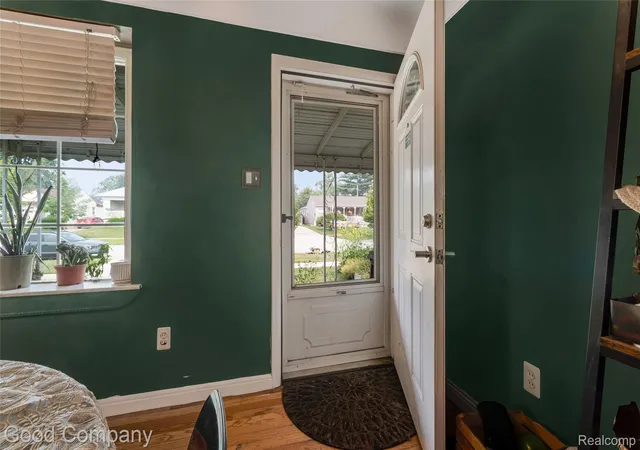 2nd image of 26091 Alger Blvd, Madison Heights, MI 48071 | MLS# 20261055644