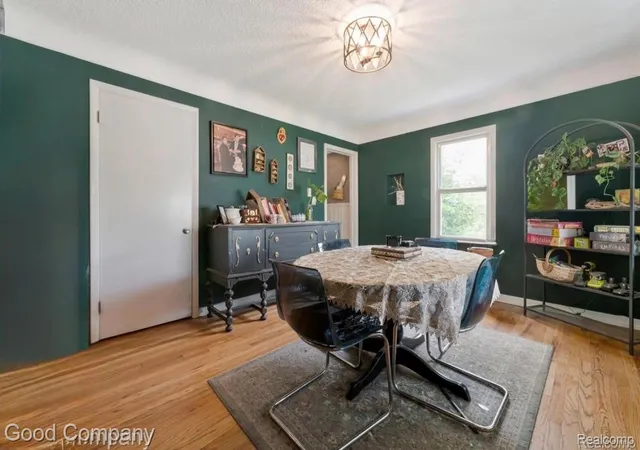 3rd image of 26091 Alger Blvd, Madison Heights, MI 48071 | MLS# 20261055644