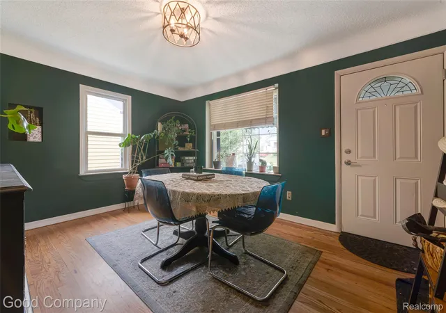 4th image of 26091 Alger Blvd, Madison Heights, MI 48071 | MLS# 20261055644