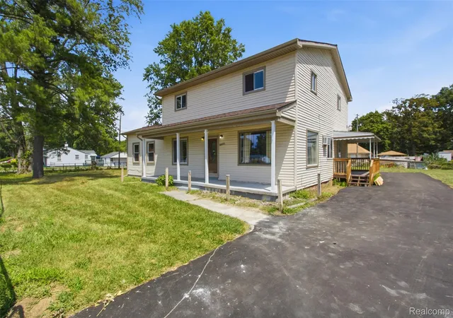 Photo 1 of Single family home for sale at 6011 Washington St, Romulus, MI 48174 | MLS# 20261055652 | Listing updated on 2026-09-10