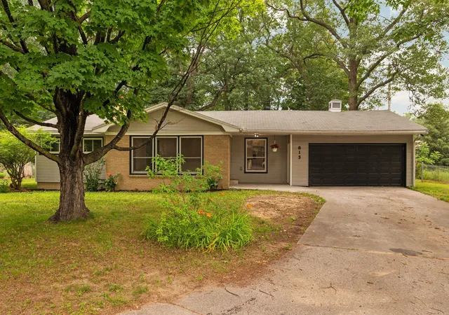 Photo 1 of Single family home for sale at 815 Westminster Rd, Traverse City, MI 49686 | MLS# 78080071246 | Listing updated on 2026-07-22