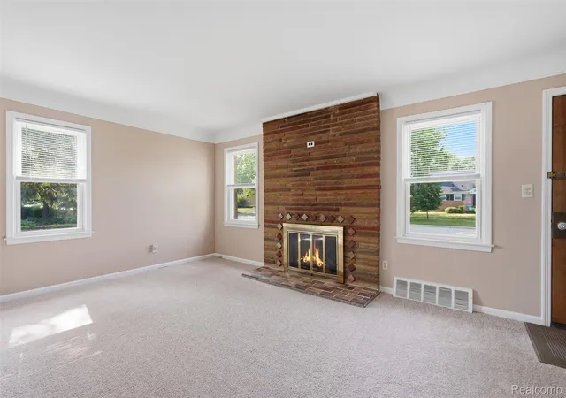 2nd image of 32600 W Chicago St, Livonia, MI 48150 | MLS# 20261055662