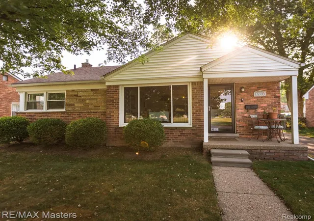 Photo 1 of Single family home for sale at 15957 Fox, Redford, MI 48239 | MLS# 20261055723 | Listing updated on 2026-08-26
