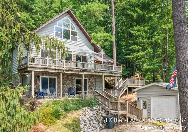 1st image of 541 E Sawyer Blvd, Newaygo, MI 49337 | MLS# 72026037109