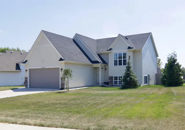 1st image of 5806 Birdsong Ct Se, Grand Rapids, MI 49508 | MLS# 65026037110